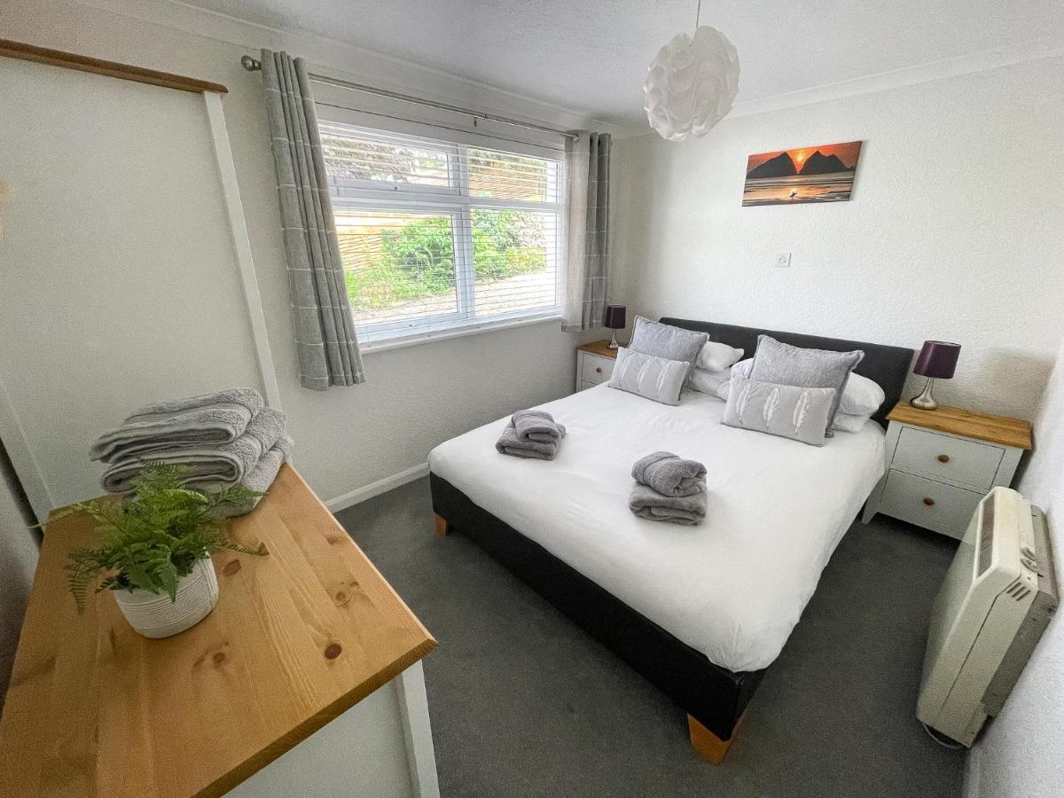 2 Chatsworth Riverscape Apartments - Peaceful Apartment In Great Location With Free Parking Overlooking The Gannel Just A Short Walk From Newquays Incredible Beaches And Local Amenities New Quay Buitenkant foto
